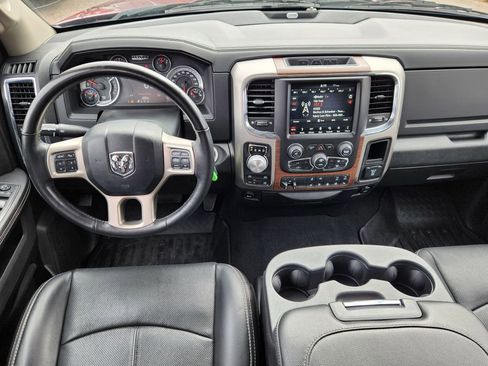 Used 2018 RAM 1500 Laramie w/ Cold Weather Group image 9