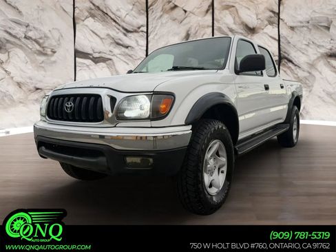 Used 2004 Toyota Tacoma PreRunner image 1