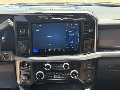 Used 2024 Ford F250 Platinum w/ FX4 Off-Road Package AWD/4WD image 27