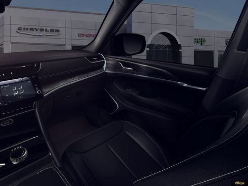 New 2026 Jeep Grand Cherokee L Limited w/ Limited Altitude Package AWD/4WD image 19