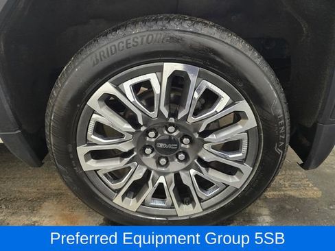 Used 2023 GMC Sierra 1500 Denali Ultimate AWD/4WD image 12
