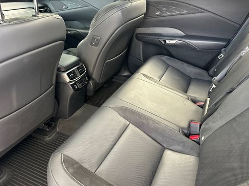 Certified 2025 Lexus RX 450h AWD w/ Luxury Package image 15