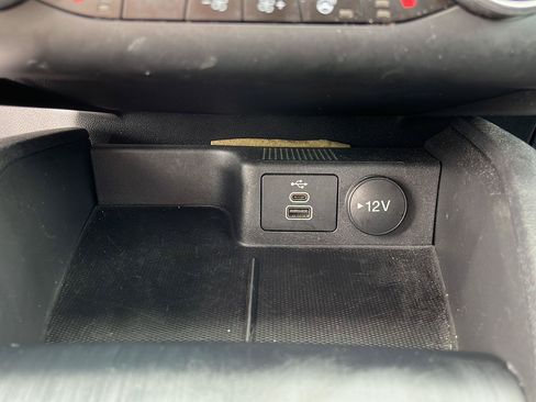 Used 2025 Ford Escape ST-Line Select AWD/4WD image 21