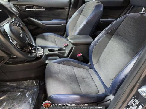 Used 2024 Kia Seltos S AWD/4WD image 19