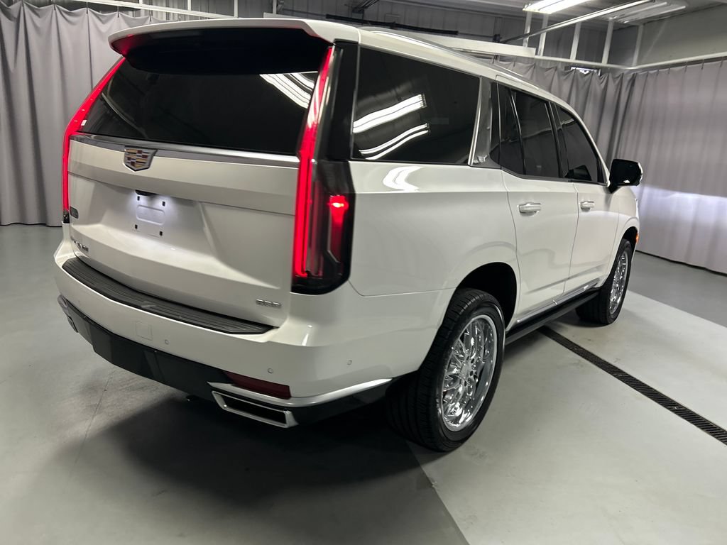 Used 2023 Cadillac Escalade Premium Luxury Platinum w/ LPO, Floor Liner Package AWD/4WD image 7