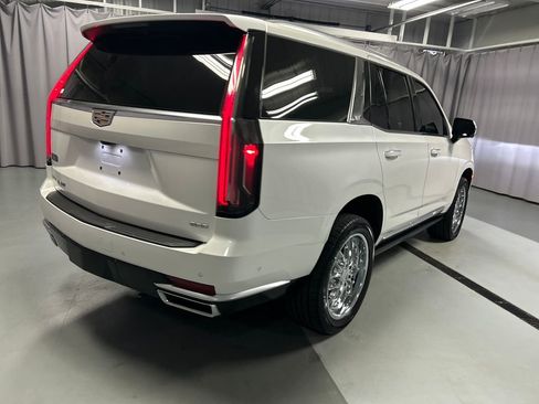 Used 2023 Cadillac Escalade Premium Luxury Platinum w/ LPO, Floor Liner Package AWD/4WD image 7