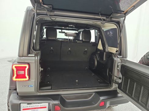 Used 2023 Jeep Wrangler Unlimited Rubicon 4xe w/ Steel Bumper Group AWD/4WD image 20