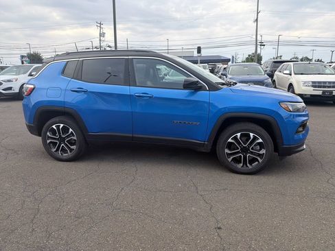 Used 2023 Jeep Compass Limited AWD/4WD image 6
