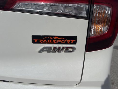 Used 2022 Honda Pilot TrailSport image 36