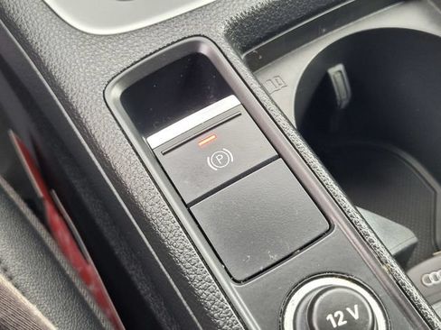 Used 2023 Audi Q3 2.0T Premium AWD/4WD image 18