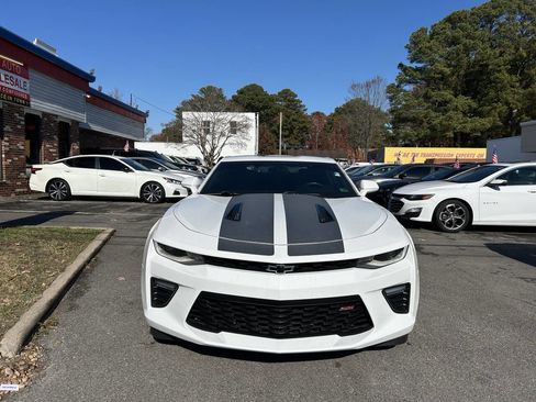 Used 2016 Chevrolet Camaro SS image 2