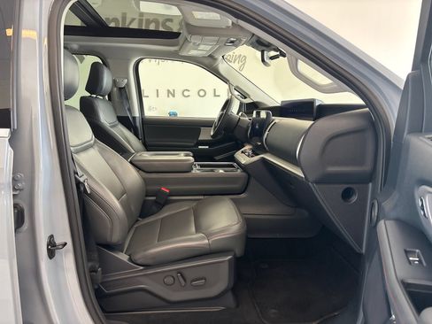 Certified 2025 Ford Expedition Max Active AWD/4WD image 6