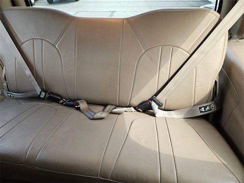 Used 1999 Ford Expedition XLT image 14
