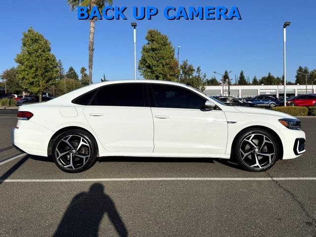 Used 2021 Volkswagen Passat 2.0T R-Line FWD image 4