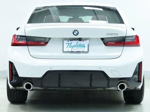 Used 2025 BMW 330i Sedan w/ M Sport Package RWD image 8
