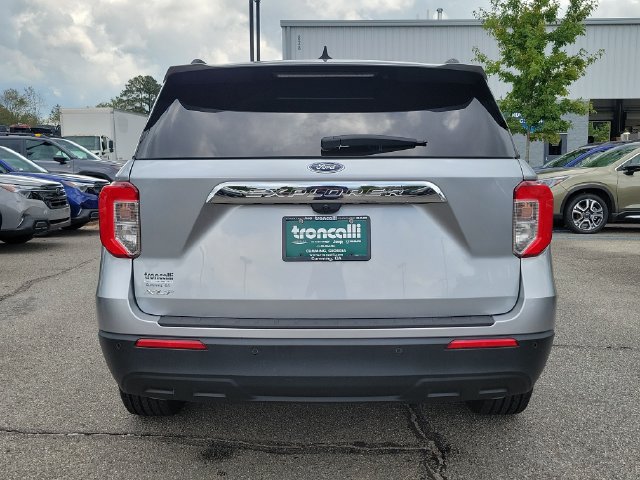 Used 2024 Ford Explorer XLT RWD image 5