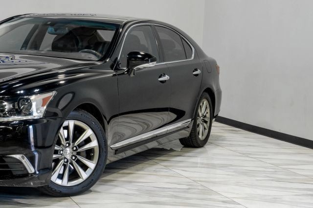 Used 2015 Lexus LS 460 w/ Comfort Package RWD image 8