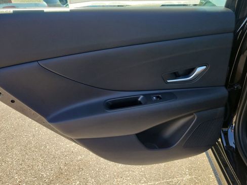 New 2026 Hyundai Elantra SE image 7