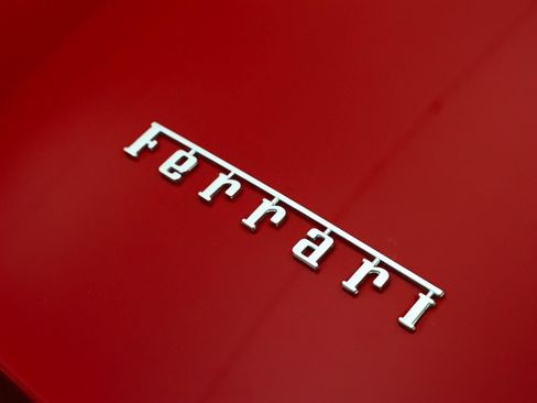 Used 2010 Ferrari California RWD image 12