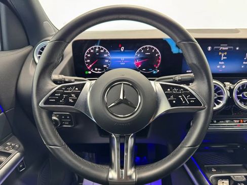 New 2025 Mercedes-Benz GLA 250 image 25