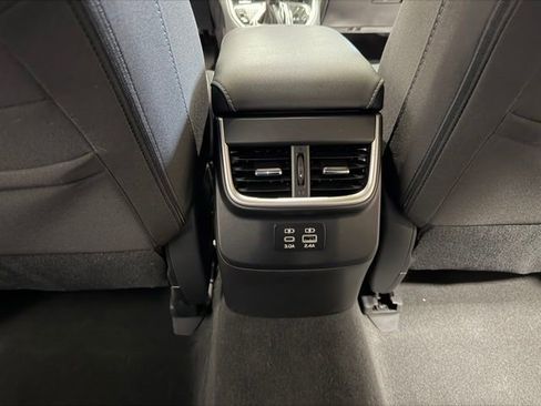 Used 2023 Subaru Legacy Premium AWD/4WD image 31