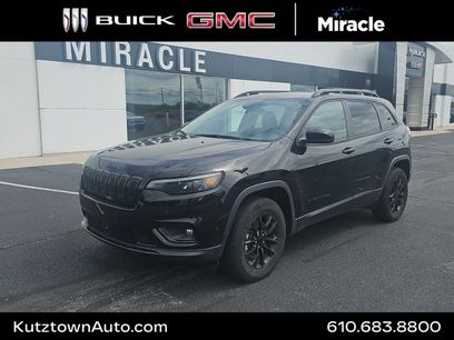 Used 2023 Jeep Cherokee Altitude Lux