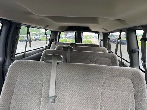 Used 2015 Chevrolet Express 3500 LT w/ LT Preferred Equipment Group image 17