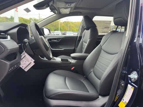 New 2025 Toyota RAV4 XLE Premium image 7