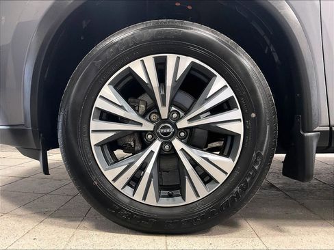 Certified 2023 Nissan Rogue SV w/ SV Premium B Package image 7