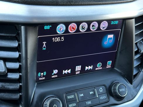 Used 2018 GMC Acadia SLT image 27