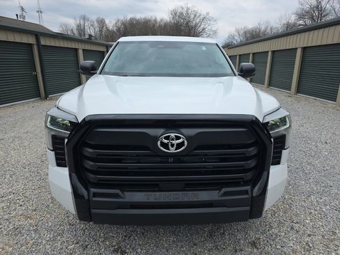 Used 2023 Toyota Tundra SR AWD/4WD image 10