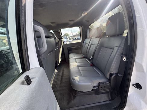 Used 2016 Ford F450 XL w/ Power Equipment Group image 40