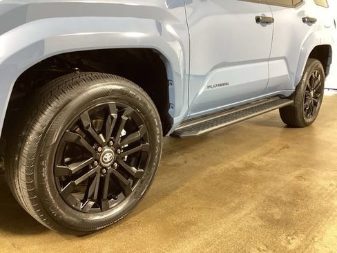 Used 2026 Toyota 4Runner Platinum AWD/4WD image 2