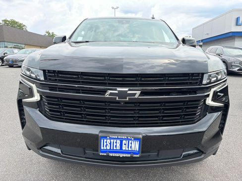 Certified 2024 Chevrolet Suburban RST w/ Luxury Package AWD/4WD image 5