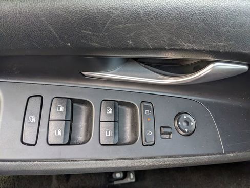 Used 2024 Hyundai Elantra SEL image 50