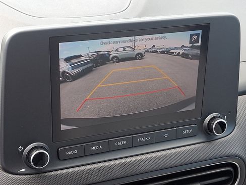 Certified 2023 Hyundai Kona SEL AWD/4WD image 18