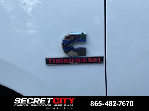 Used 2014 RAM 2500 Tradesman w/ Chrome Appearance Group AWD/4WD image 7