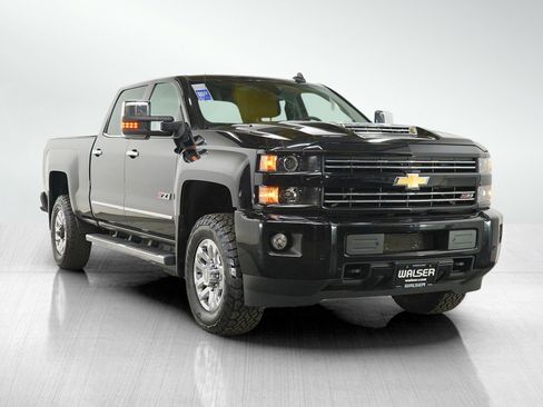 Used 2019 Chevrolet Silverado 3500 LTZ w/ Duramax Plus Package image 7