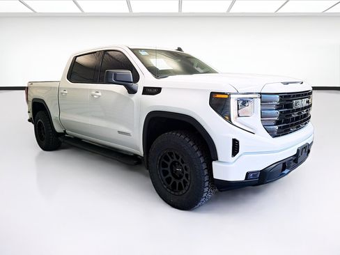 Used 2025 GMC Sierra 1500 Elevation w/ LPO, Elevation Black Package AWD/4WD image 3