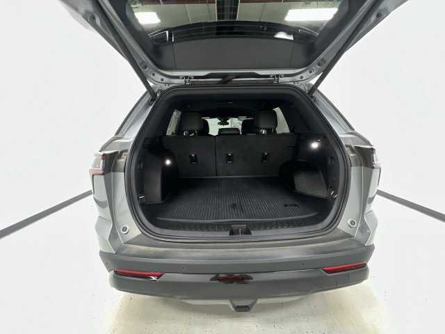 Certified 2026 Chevrolet Equinox RS w/ LPO, Floor Liner Package AWD/4WD image 26