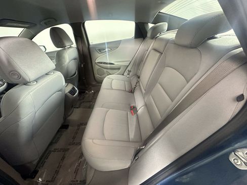 Used 2025 Chevrolet Malibu LT FWD image 24