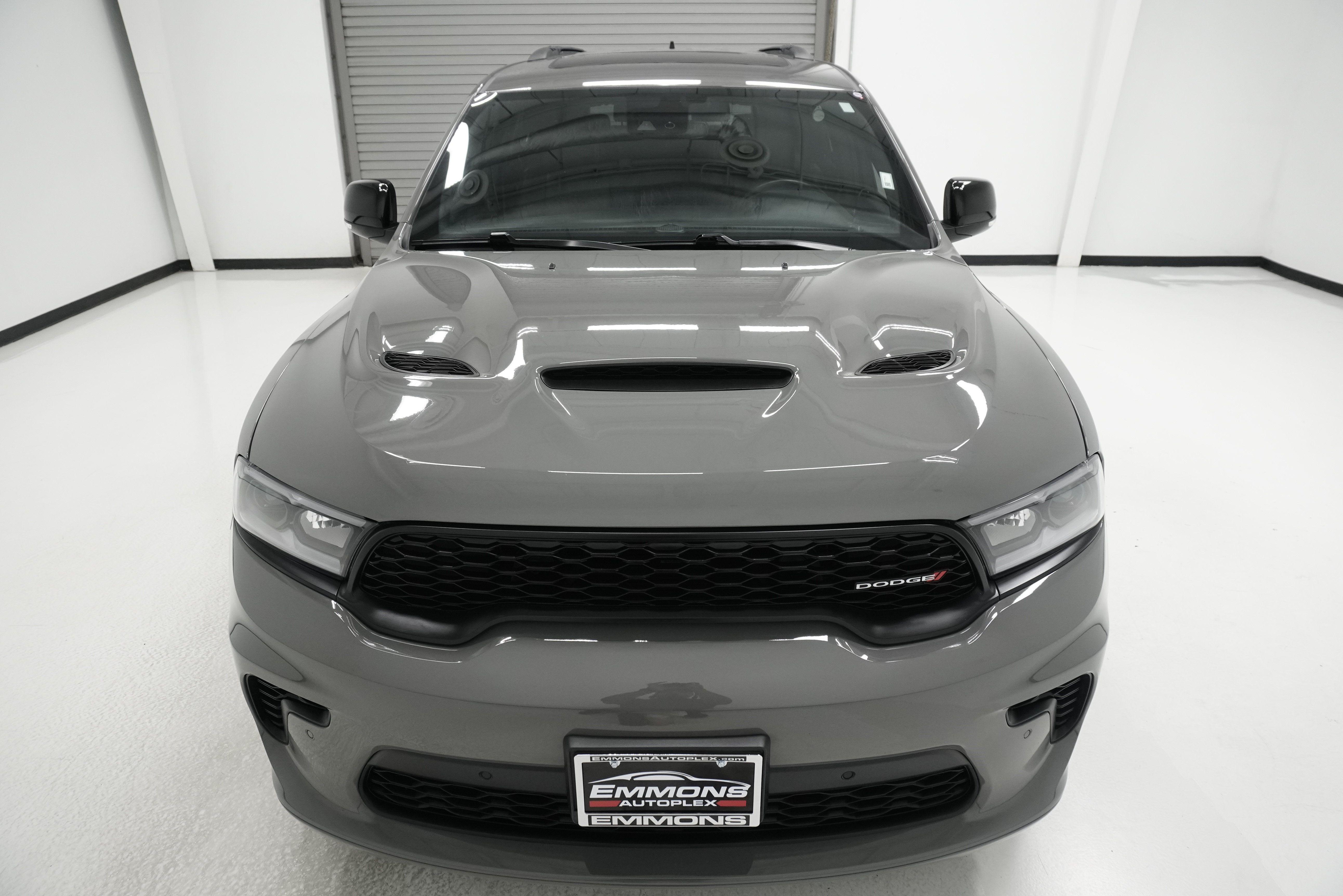 Used 2025 Dodge Durango R/T AWD/4WD image 2