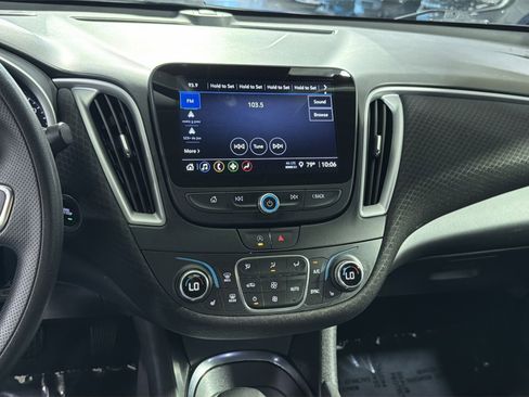 Used 2023 Chevrolet Malibu LT FWD image 21
