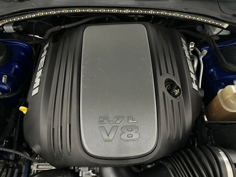 Used 2020 Dodge Charger R/T w/ Plus Group RWD image 7