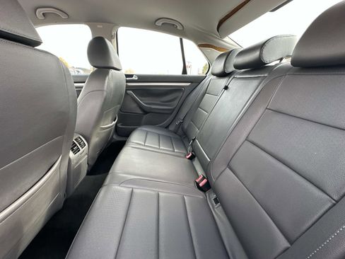 Used 2008 Volkswagen Jetta SEL image 13