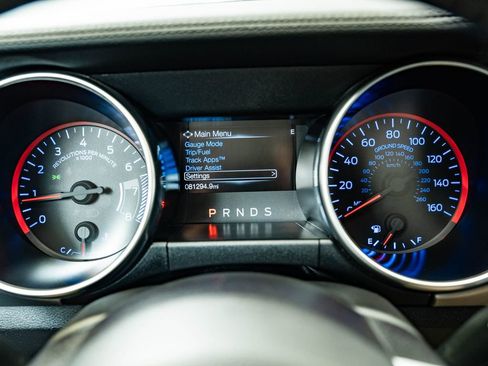 Used 2020 Ford Mustang Premium RWD image 28
