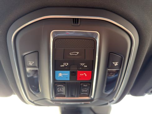 New 2025 Jeep Grand Cherokee L Altitude AWD/4WD image 22