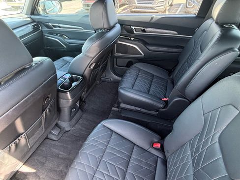 Used 2025 Kia Telluride EX X-Line AWD/4WD image 29
