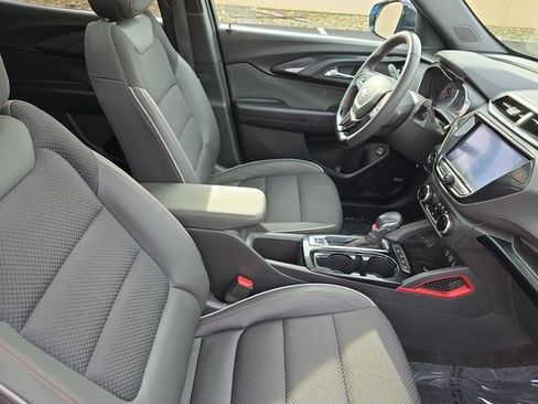 Used 2023 Chevrolet TrailBlazer RS w/ Sun and Liftgate Package image 13