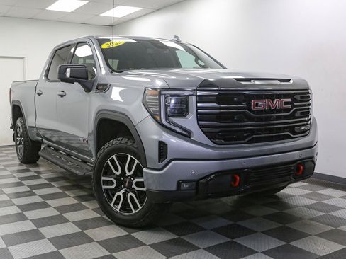 Used 2023 GMC Sierra 1500 AT4 w/ AT4 Premium Package AWD/4WD image 2